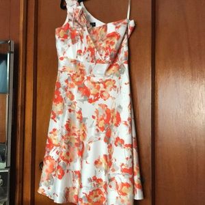 SUPER SALE!Tahari one shoulder dress